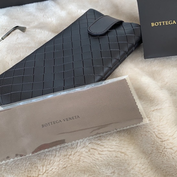 Bottega Veneta Smoke ?  Sunglasses ? main image 8